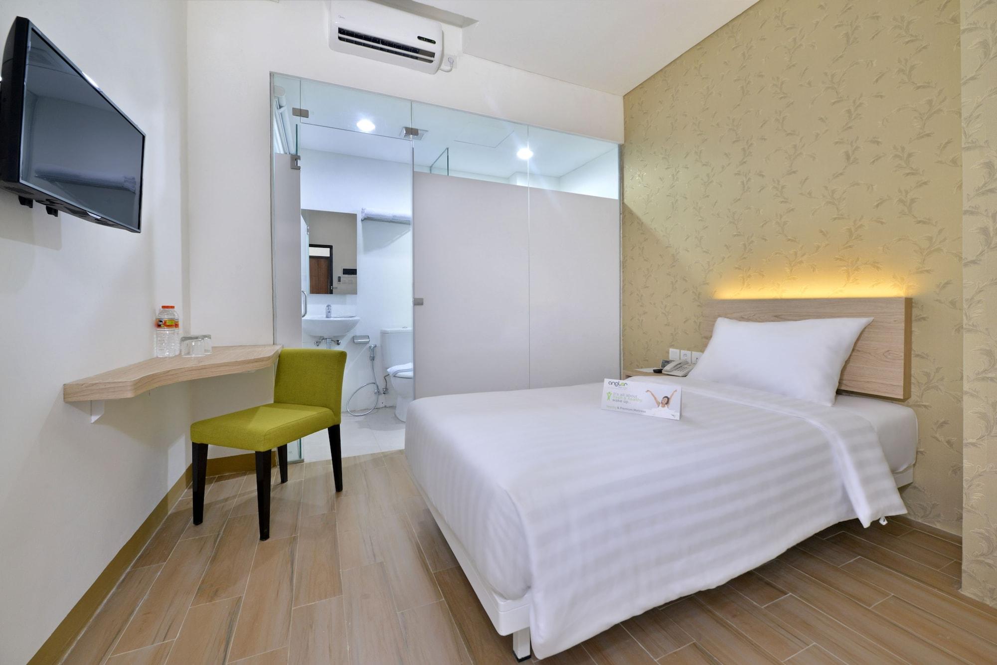 Whiz Hotel Falatehan Giacarta Esterno foto